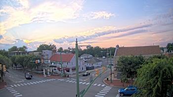 Weather camera view of JoJos Pizza.